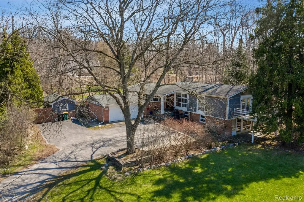 32998 Biddestone Lane Farmington Hills City MI 48334