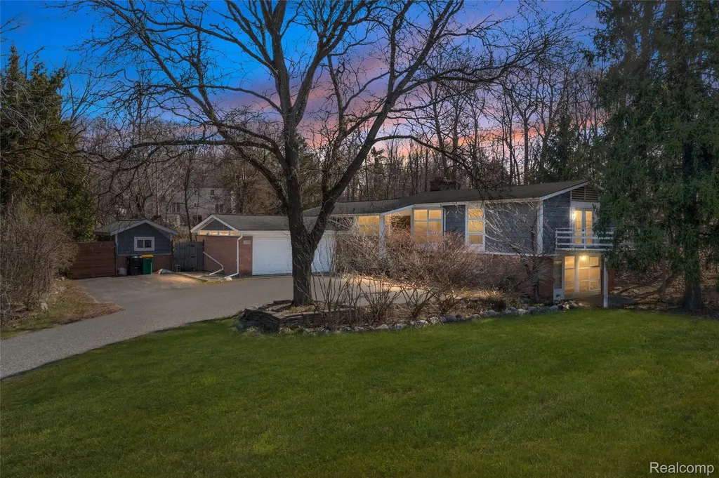 32998 Biddestone Lane Farmington Hills City MI 48334