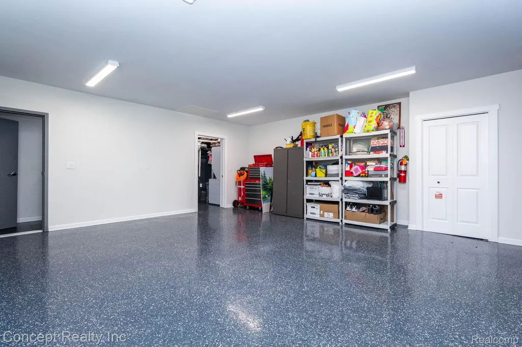 2935 W Jefferson Avenue Trenton City MI 48183