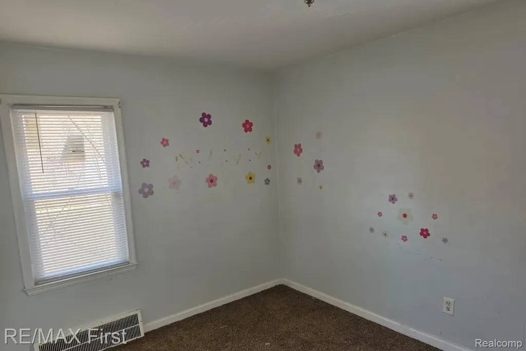 12717 Riad Street Detroit City MI 48224