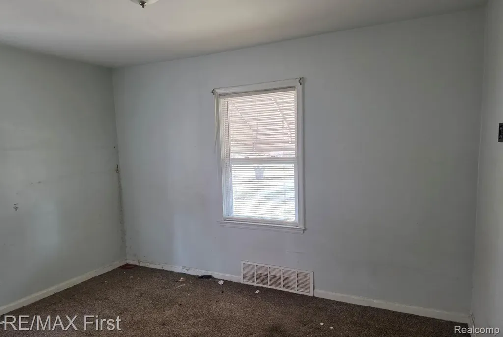 12717 Riad Street Detroit City MI 48224