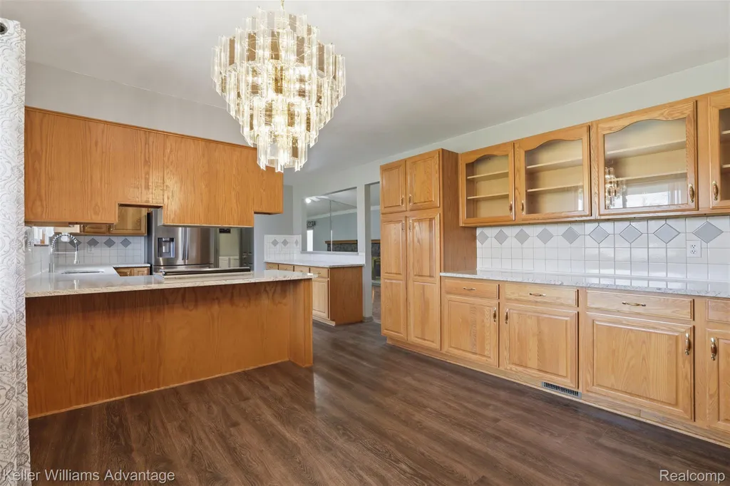 28800 Sibley Road Huron Charter Township MI 48174
