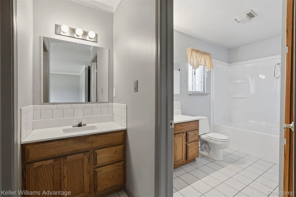 28800 Sibley Road Huron Charter Township MI 48174
