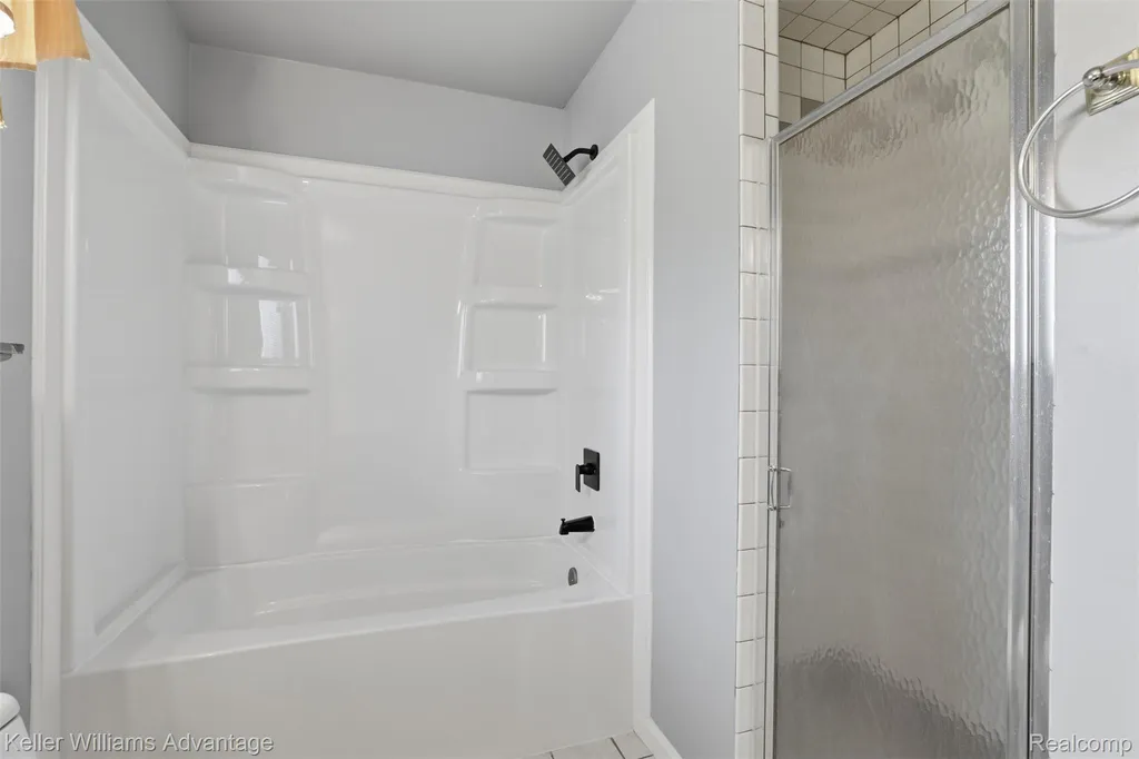28800 Sibley Road Huron Charter Township MI 48174