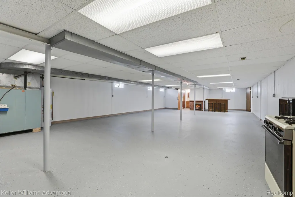 28800 Sibley Road Huron Charter Township MI 48174