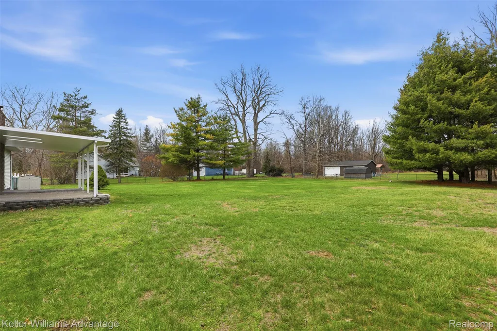 28800 Sibley Road Huron Charter Township MI 48174
