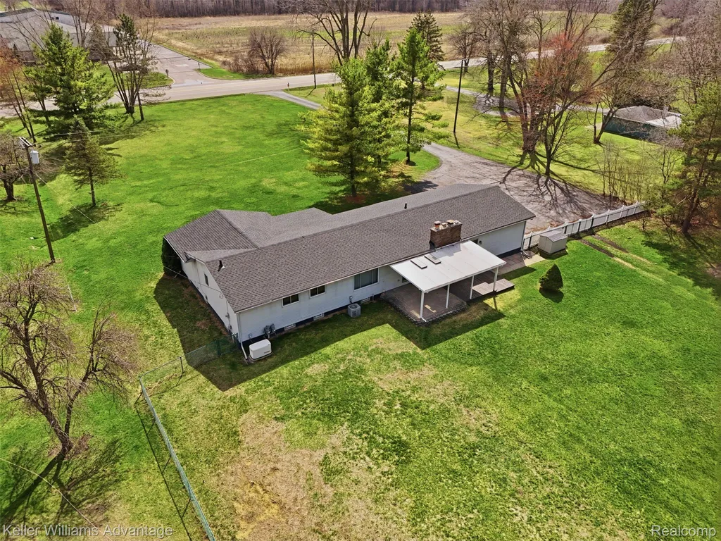 28800 Sibley Road Huron Charter Township MI 48174