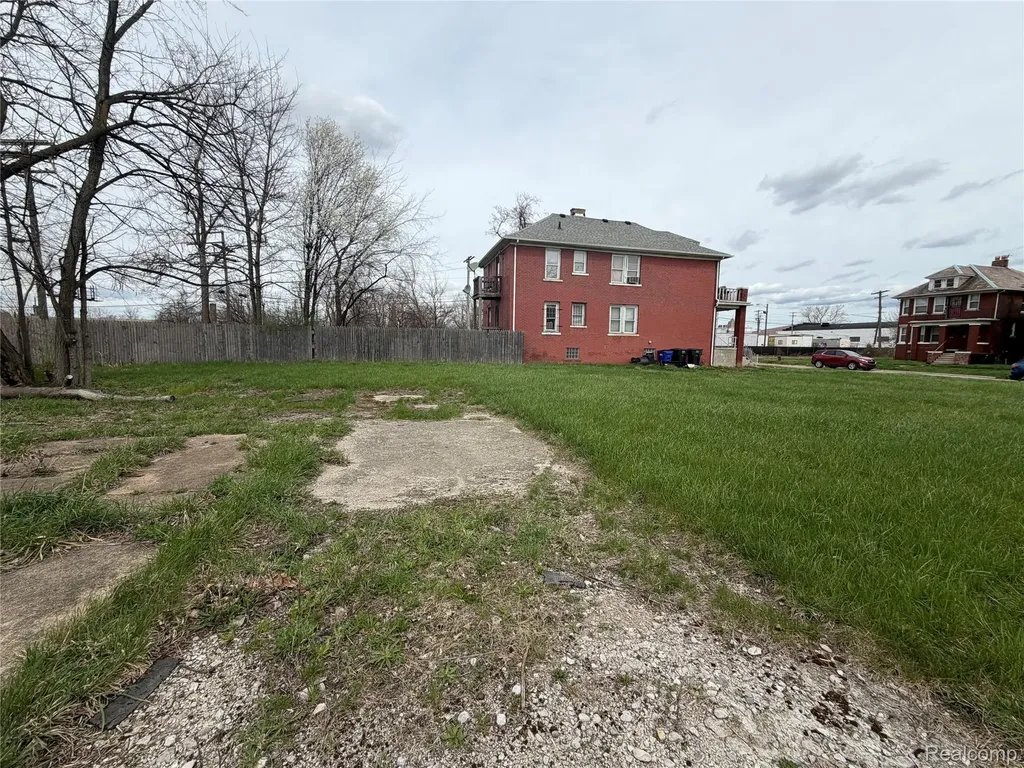 5161 Vermont Street Detroit City MI 48208