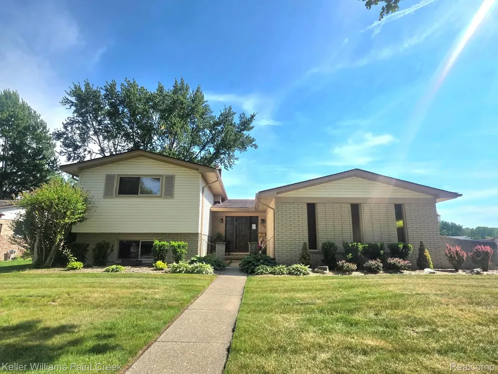 4714 Pickwick Drive Sterling Heights City MI 48310
