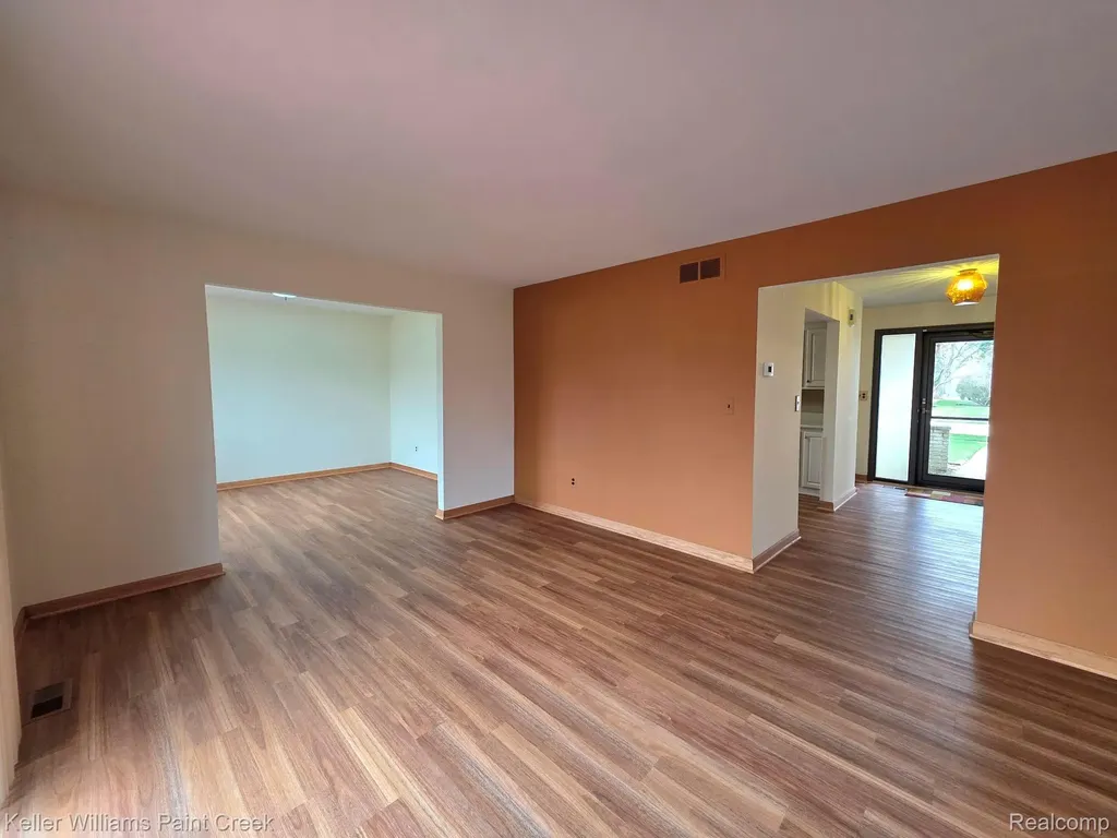 4714 Pickwick Drive Sterling Heights City MI 48310