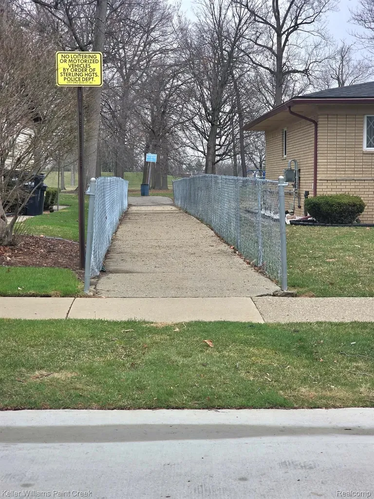 4714 Pickwick Drive Sterling Heights City MI 48310