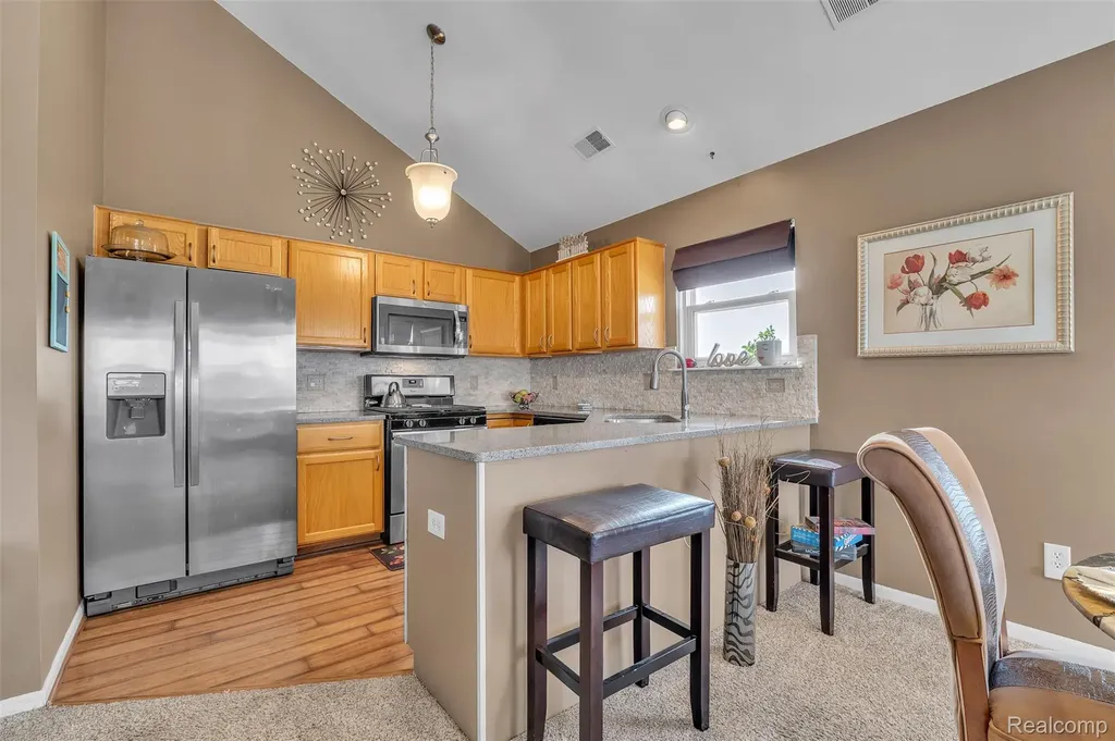 29104 Philadelphia Drive Chesterfield Township MI 48051