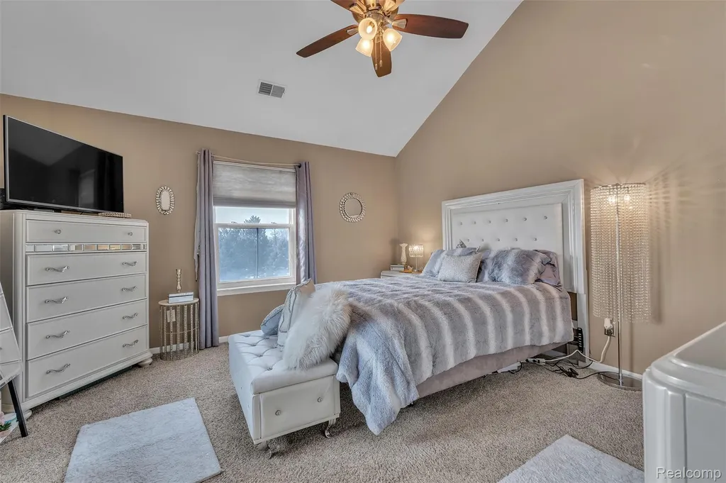 29104 Philadelphia Drive Chesterfield Township MI 48051