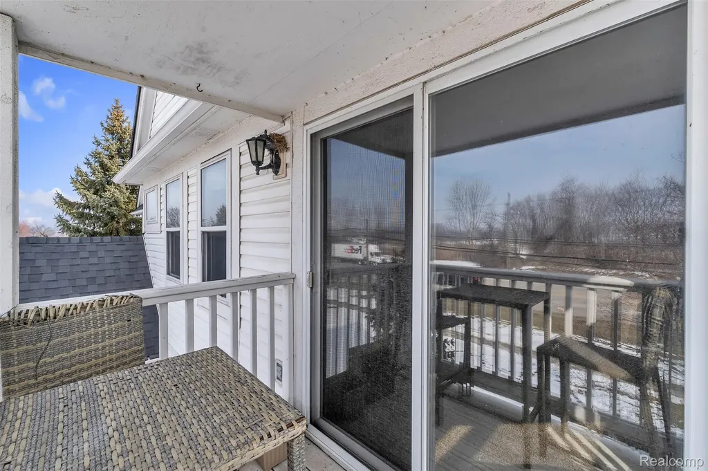 29104 Philadelphia Drive Chesterfield Township MI 48051