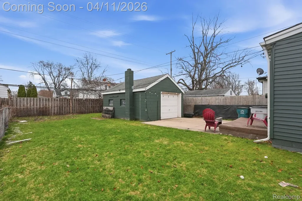 23360 Battelle Avenue Hazel Park City MI 48030
