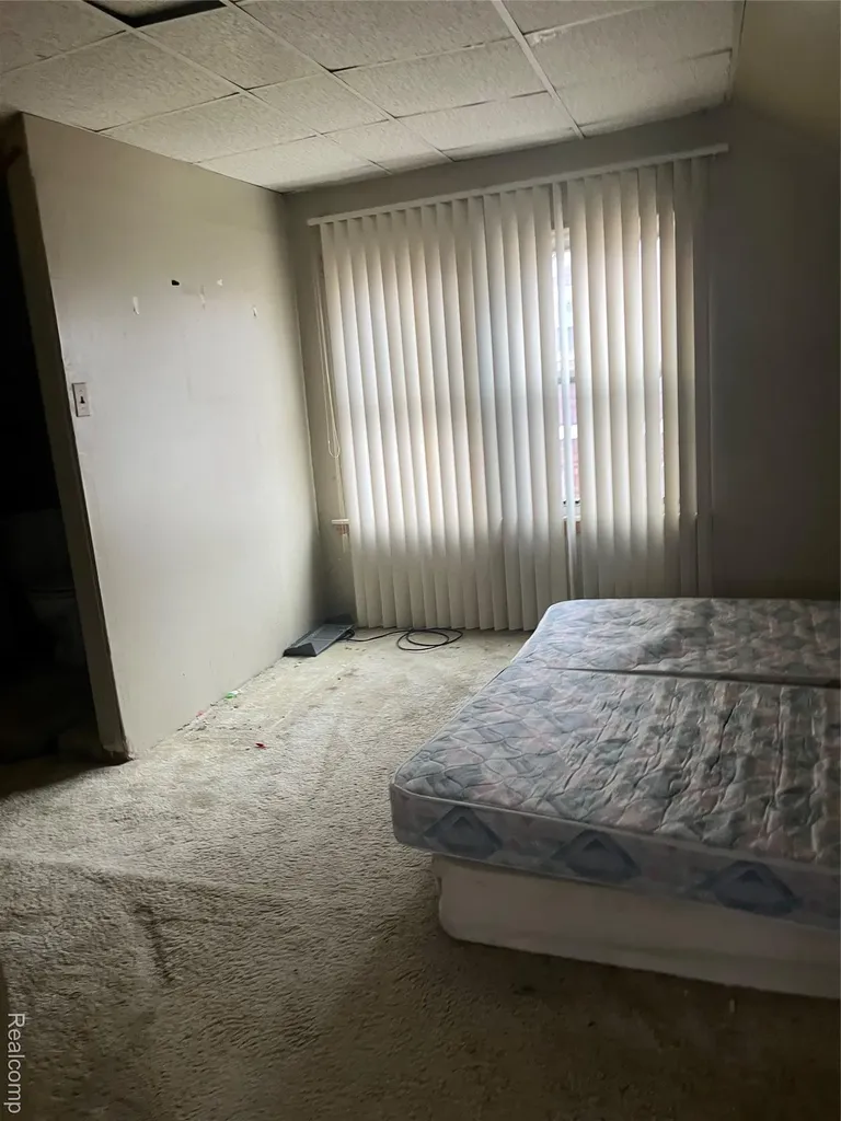 18681 Shields Street Detroit City MI 48234