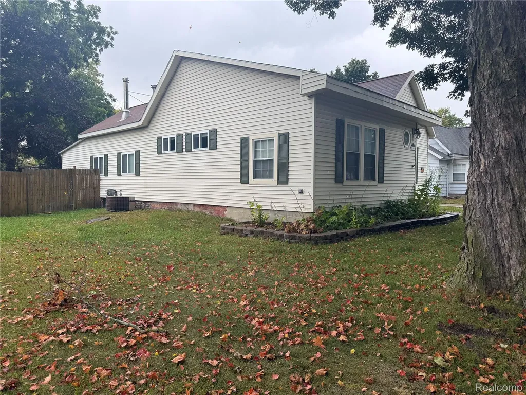 140 Alexander Street Caro City MI 48723