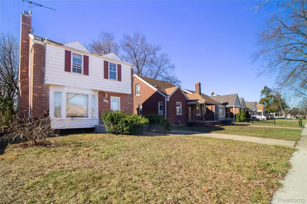 13878 Eastburn Street Detroit City MI 48205