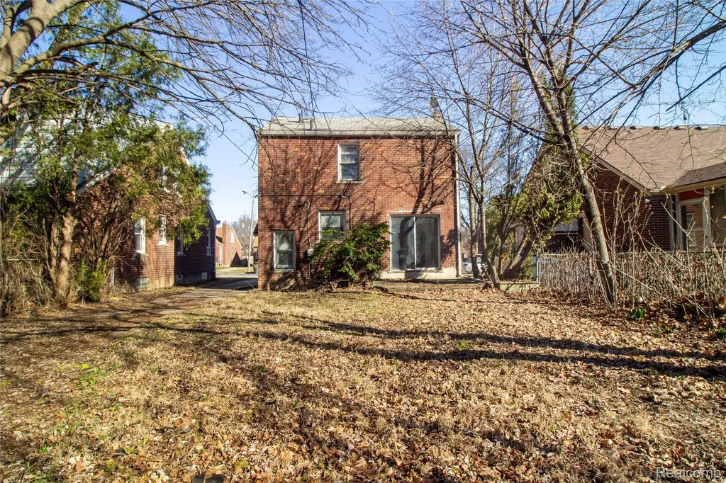 13878 Eastburn Street Detroit City MI 48205