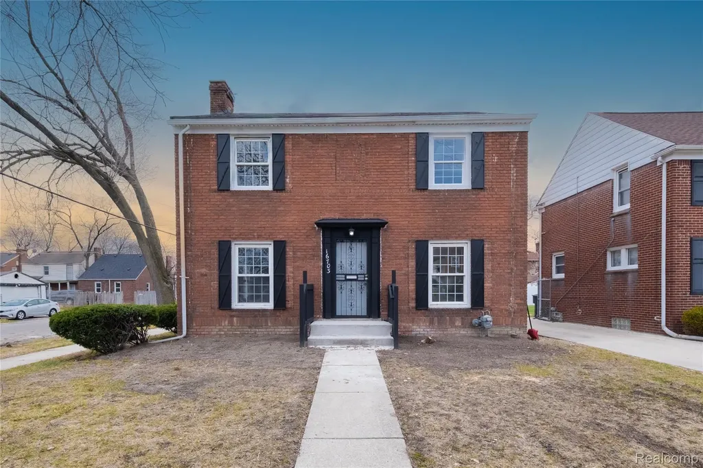 16703 Archdale Street Detroit City MI 48235