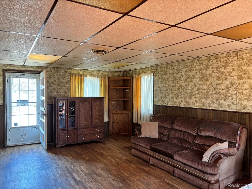 2257 Lodge Road Flint Charter Township MI 48532