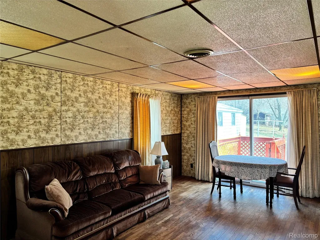2257 Lodge Road Flint Charter Township MI 48532