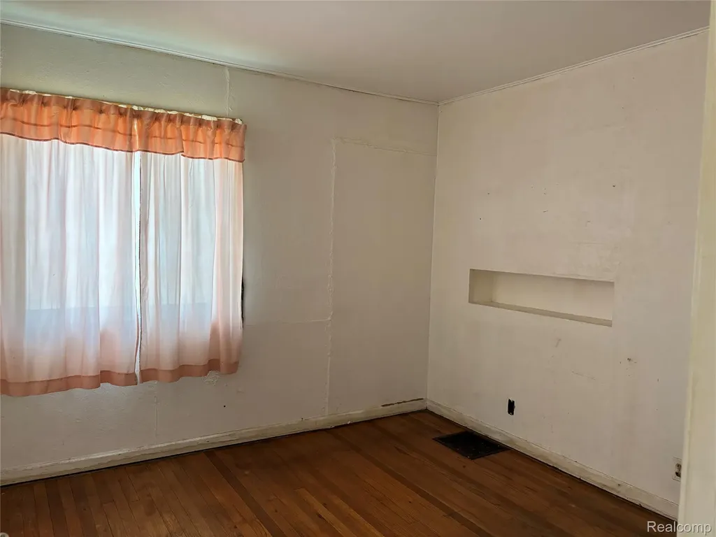2257 Lodge Road Flint Charter Township MI 48532