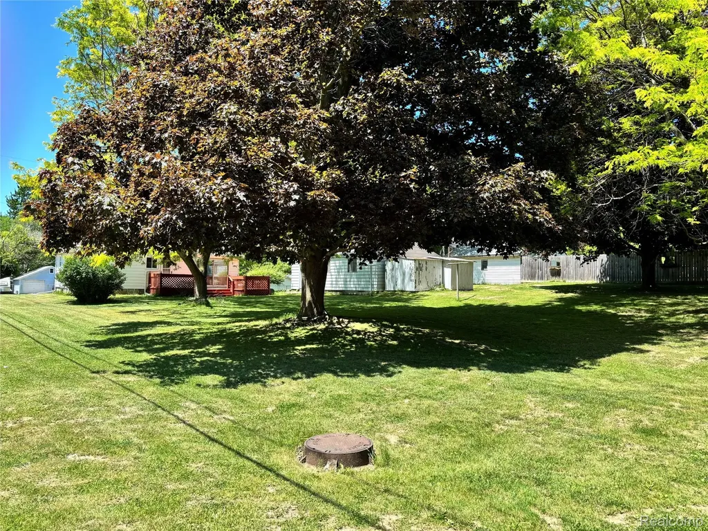 2257 Lodge Road Flint Charter Township MI 48532