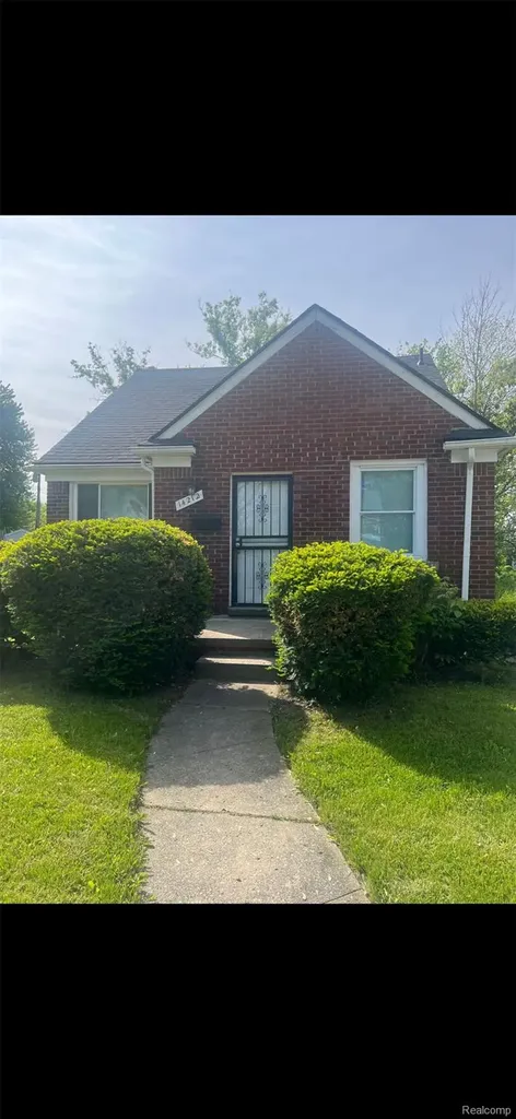 14212 Glenfield Street Detroit City MI 48213