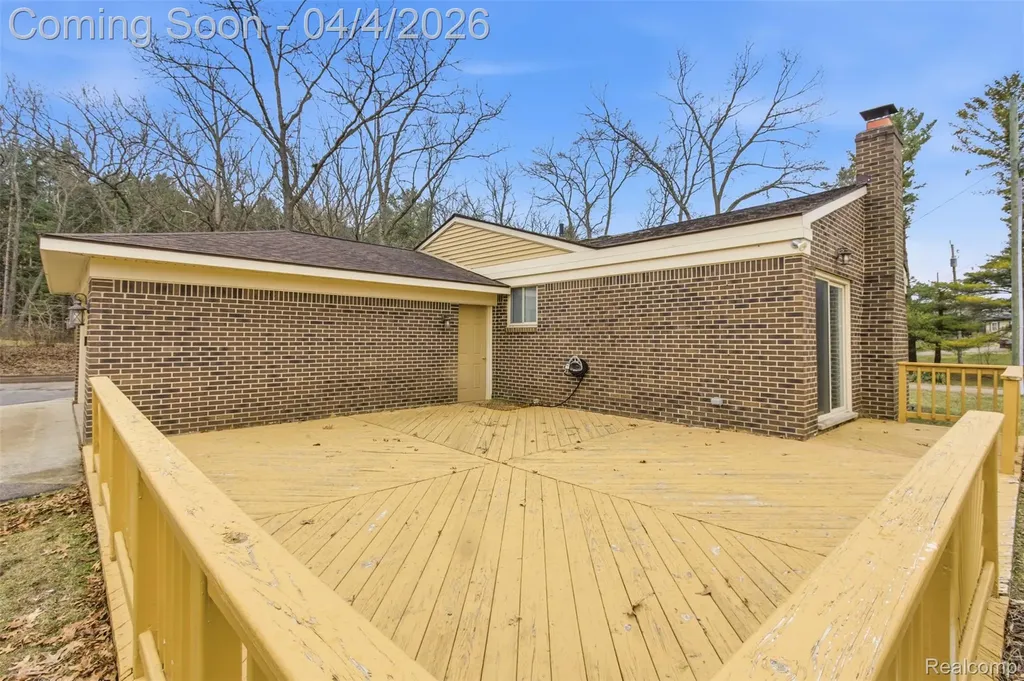 700 Bald Eagle Lake Road Ortonville Village MI 48462