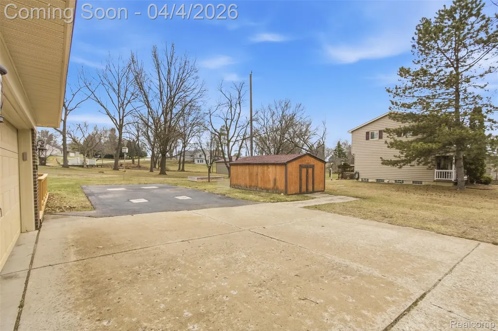 700 Bald Eagle Lake Road Ortonville Village MI 48462