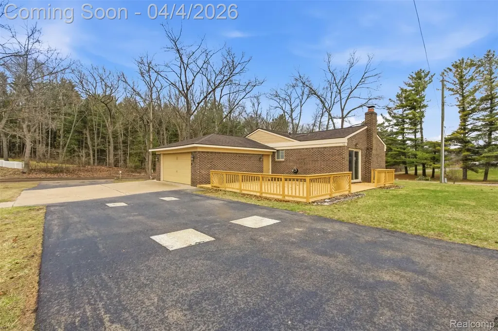 700 Bald Eagle Lake Road Ortonville Village MI 48462