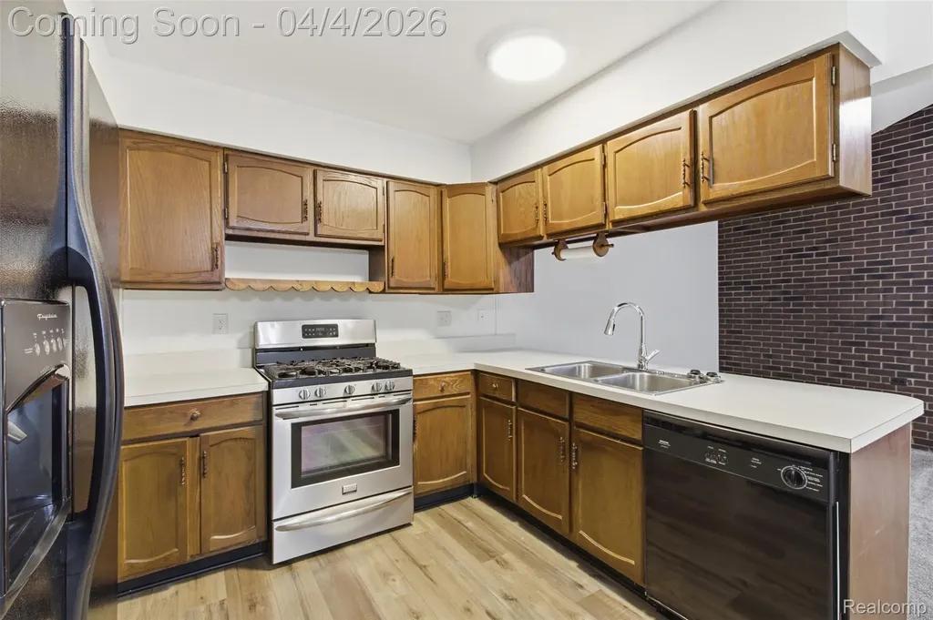 700 Bald Eagle Lake Road Ortonville Village MI 48462