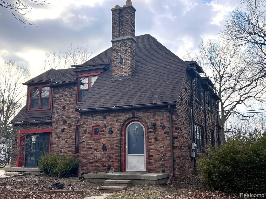 1502 M-52 Highway S Owosso City MI 48867