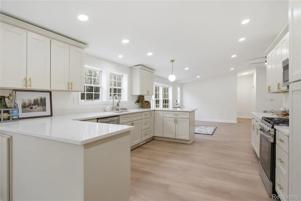 5350 List Road Waterloo Township MI 49240