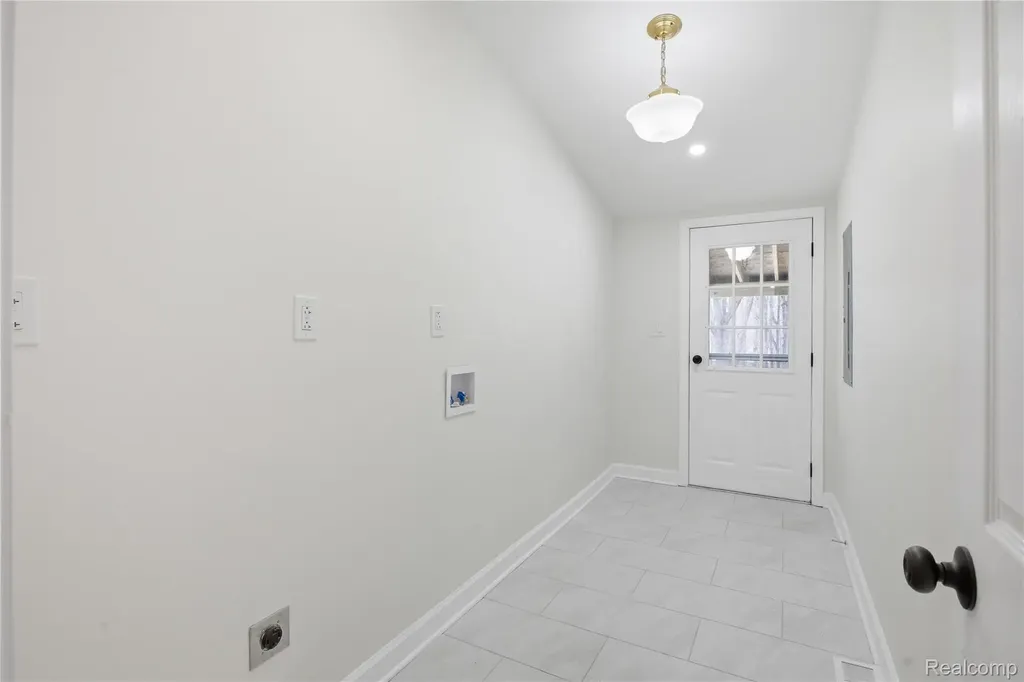5350 List Road Waterloo Township MI 49240