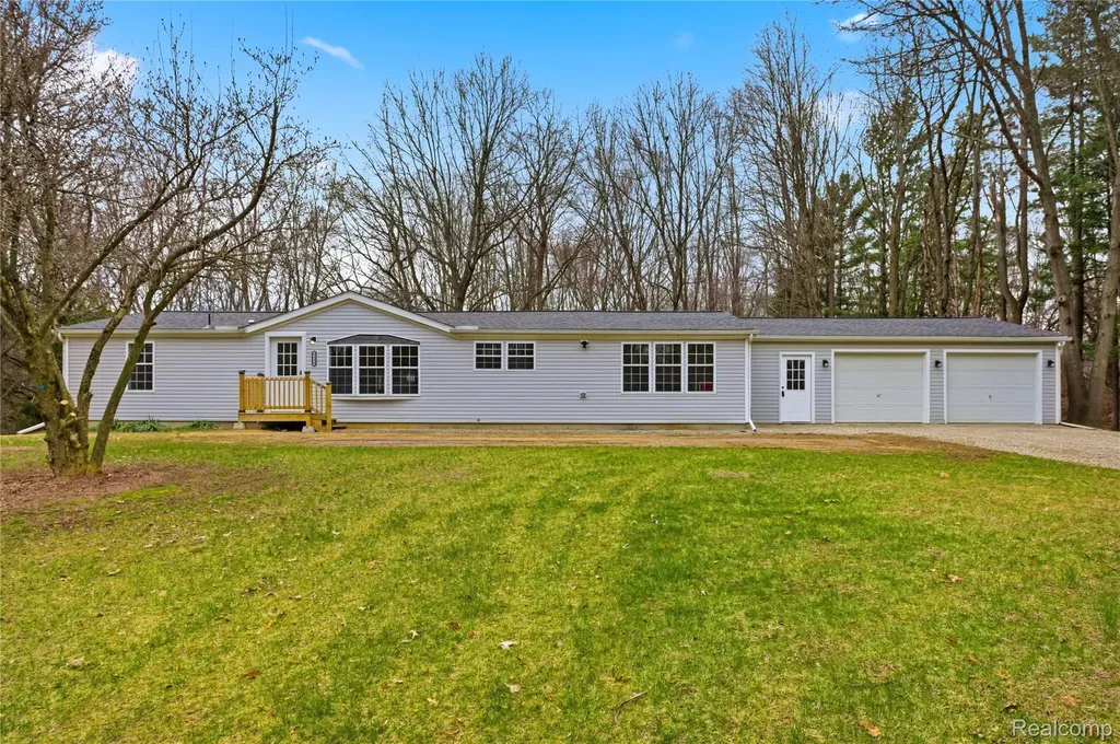 5350 List Road Waterloo Township MI 49240
