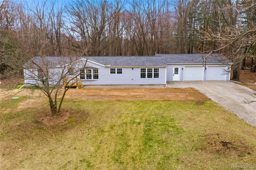 5350 List Road Waterloo Township MI 49240