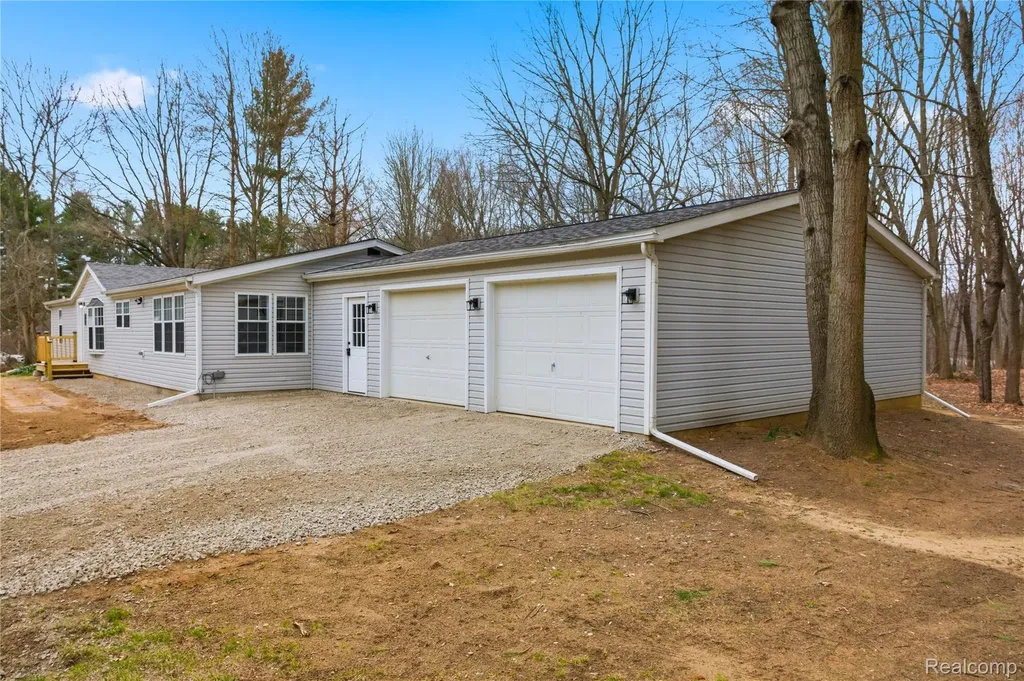 5350 List Road Waterloo Township MI 49240