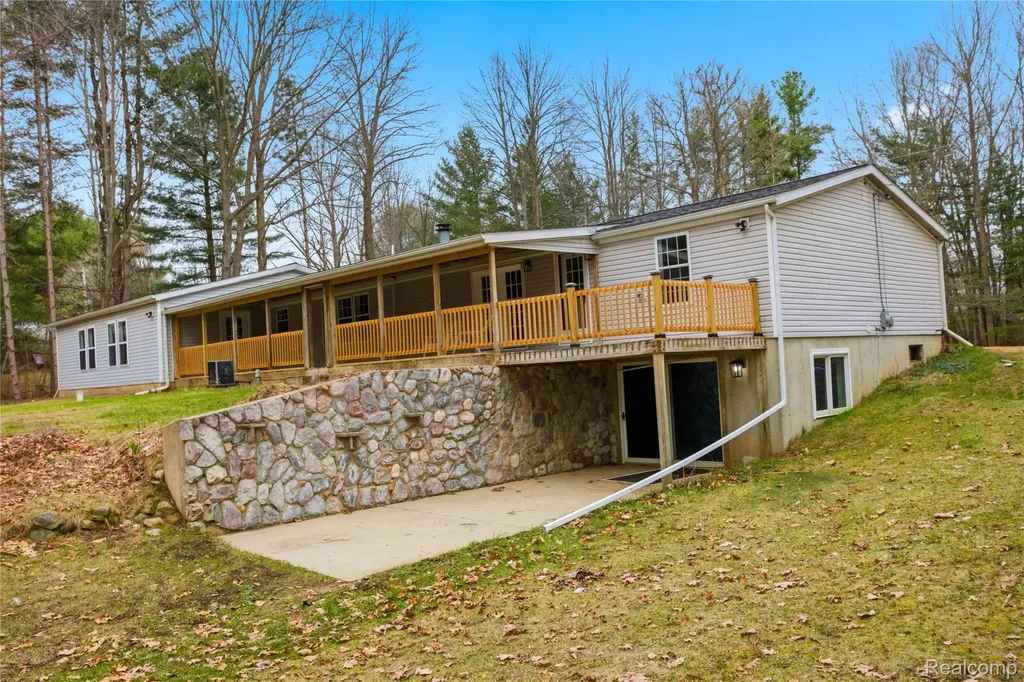 5350 List Road Waterloo Township MI 49240