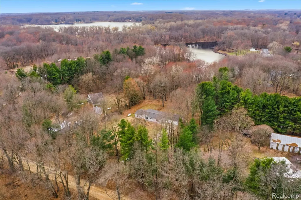 5350 List Road Waterloo Township MI 49240
