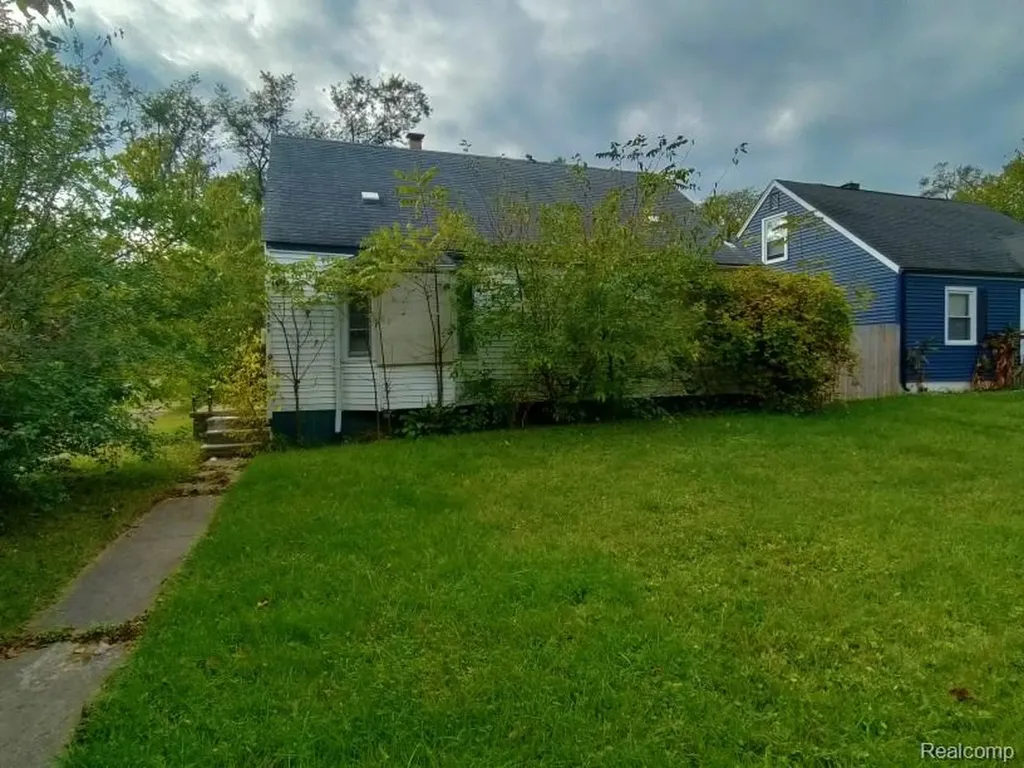 17305 Winston Street Detroit City MI 48219