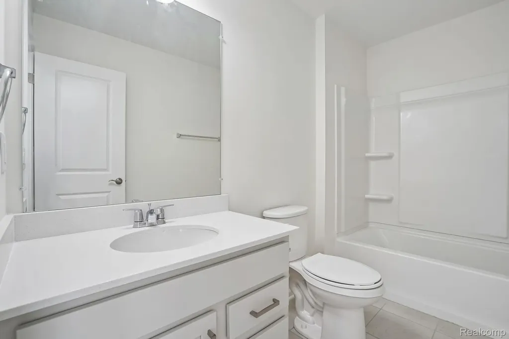 25424 Orwell Street Novi City MI 48375