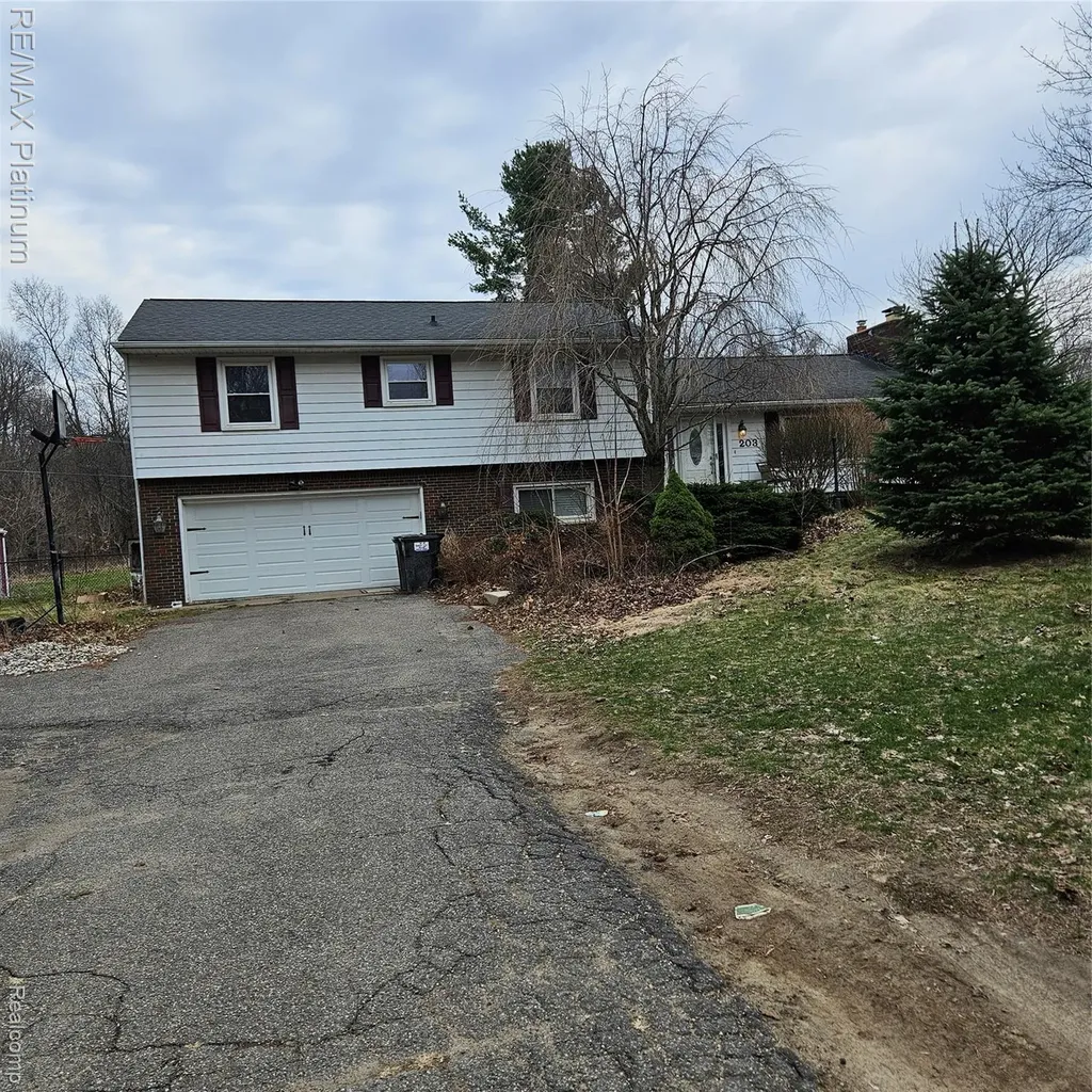 203 S. Burkhart Road S Burkhart Road Marion Township MI 48843