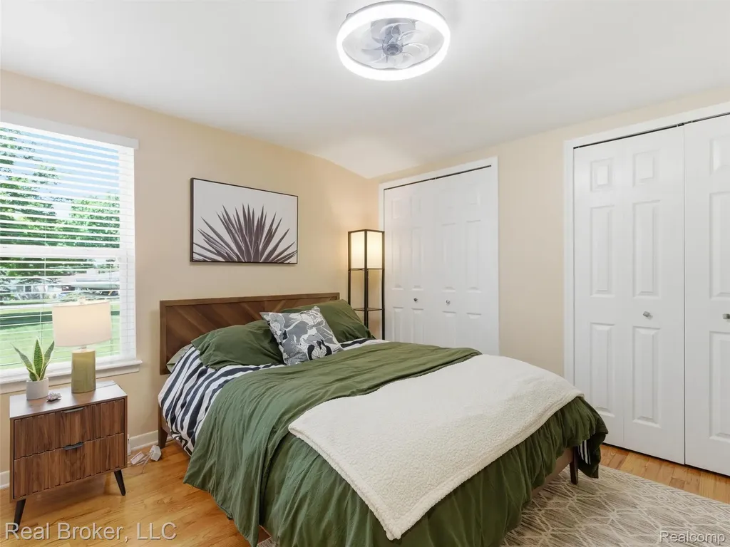 7514 Capri Drive White Lake Charter Township MI 48383