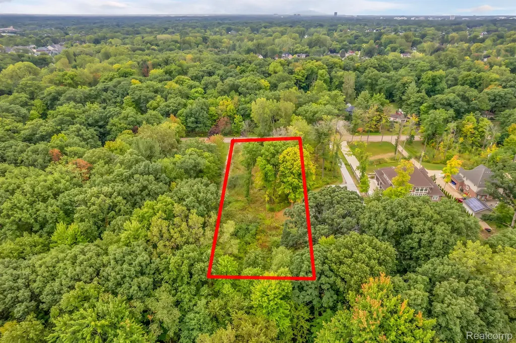3459 Hazelton Avenue Rochester Hills City MI 48316