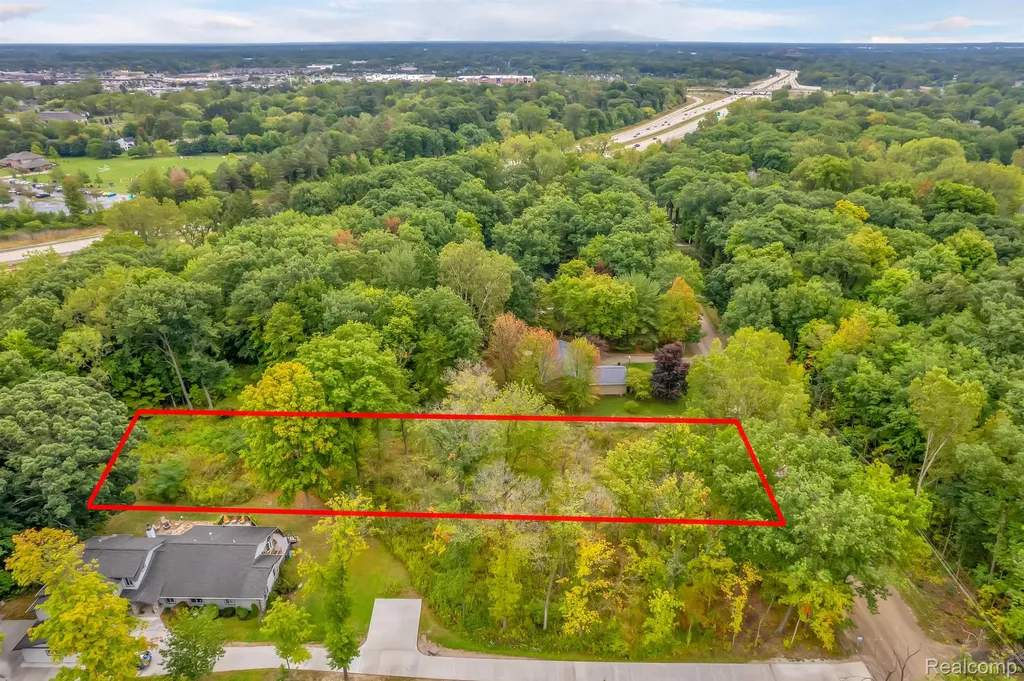 3459 Hazelton Avenue Rochester Hills City MI 48316