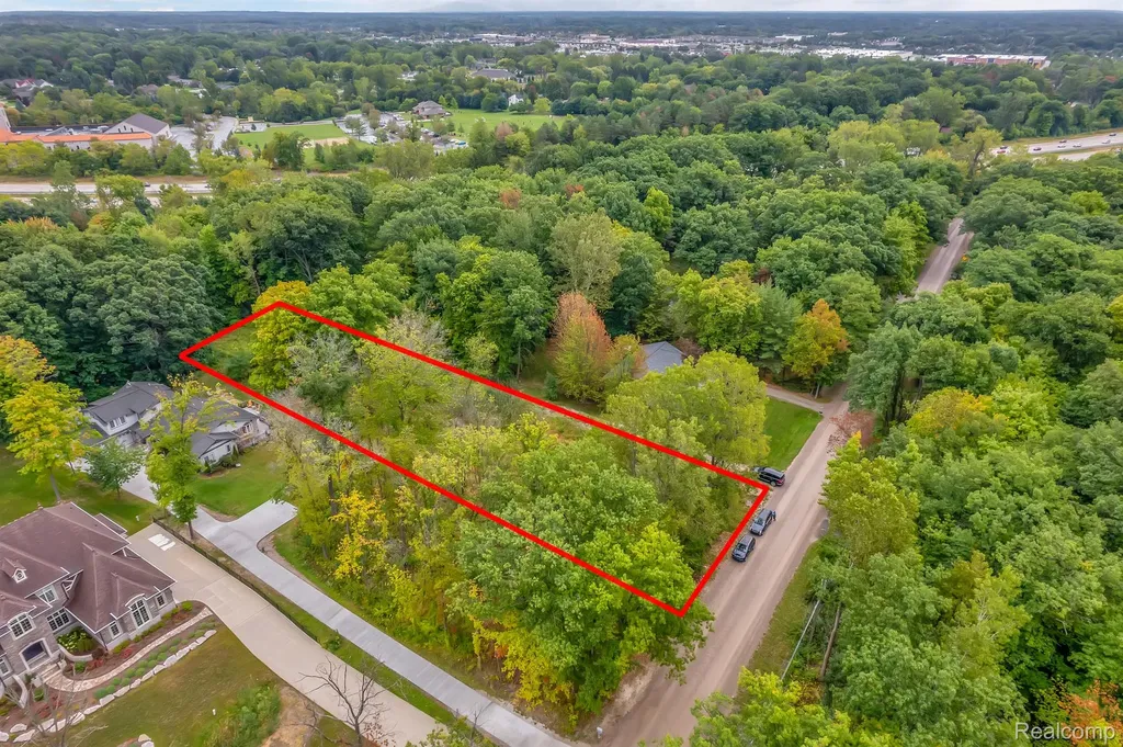 3459 Hazelton Avenue Rochester Hills City MI 48316