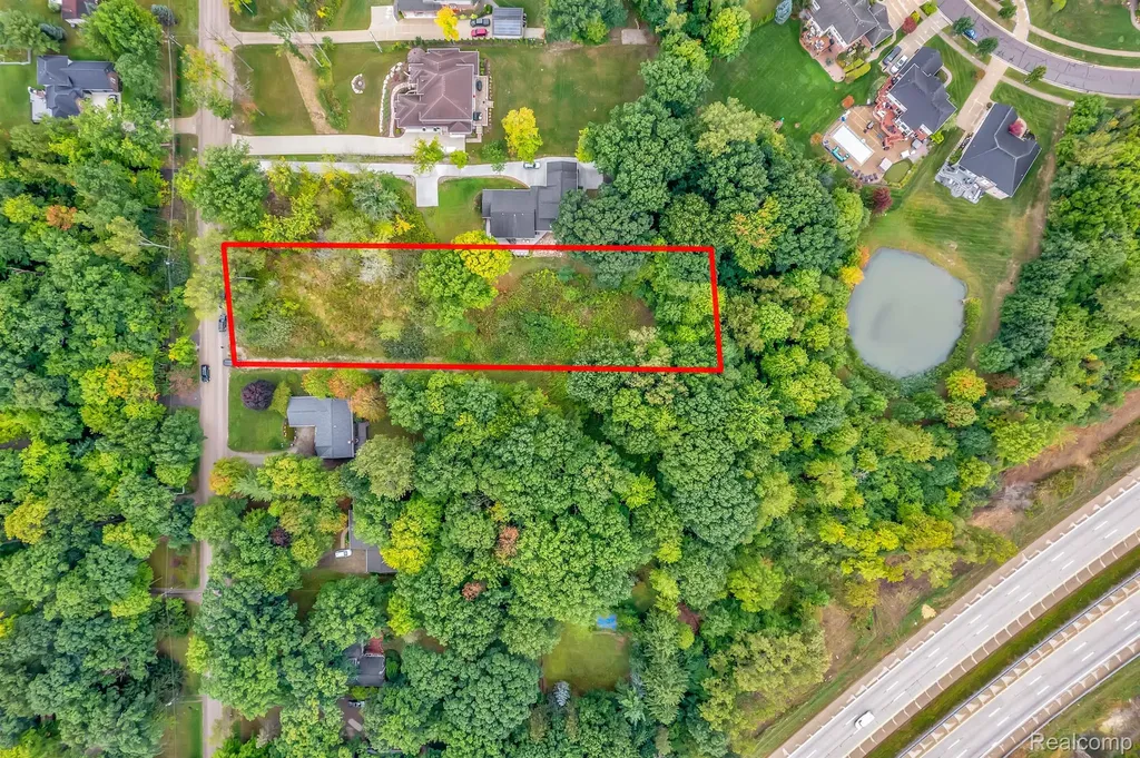 3459 Hazelton Avenue Rochester Hills City MI 48316