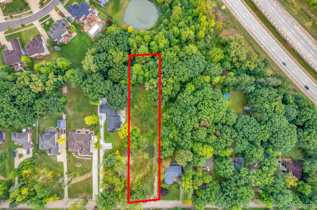 3459 Hazelton Avenue Rochester Hills City MI 48316